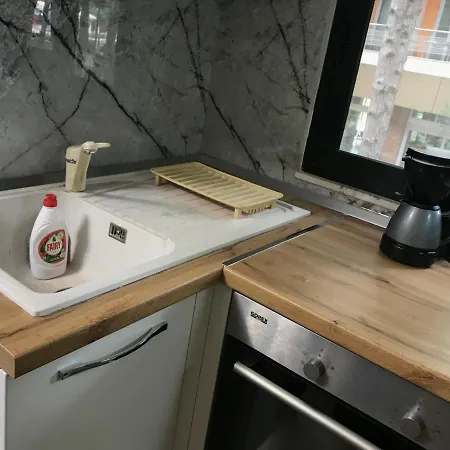 Rebi Beach Apartament Daire