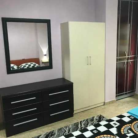 Rebi Beach Apartament